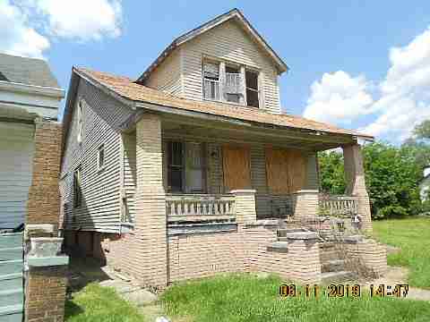 8061 E Grixdale (3)_m.jpg